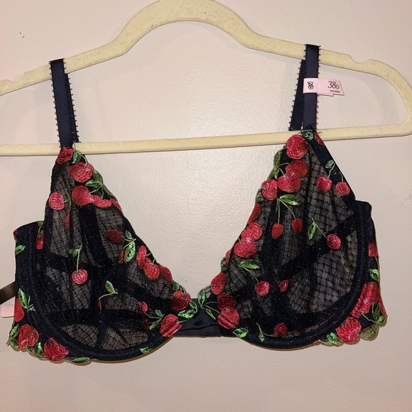 Victoria's Secret Black and Red Floral Underwire Bra - Picture 1 of 3